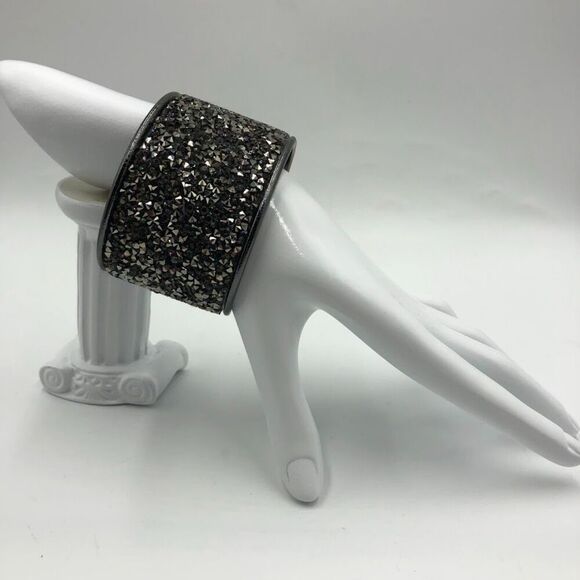 Sparkly Glittery Womens Cuff Slip On Statement Bracelet Fashion Costume Jewelry - Picture 4 of 9